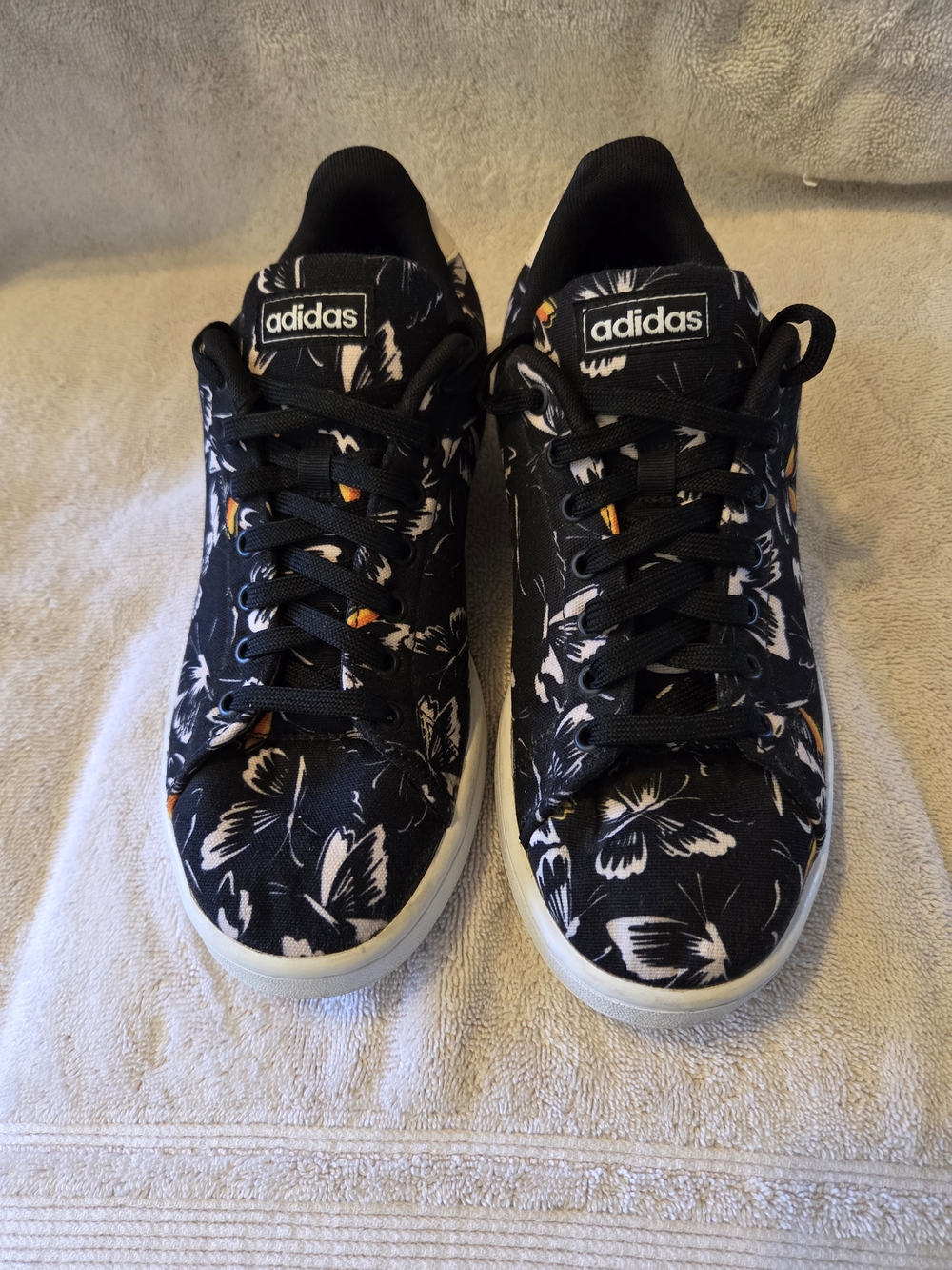 adidas Ladies Black W/Butterflies Low-Top Sneakers